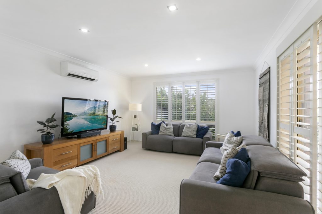 10 Grovewood Place, Castle Hill NSW 2154 - photo 3