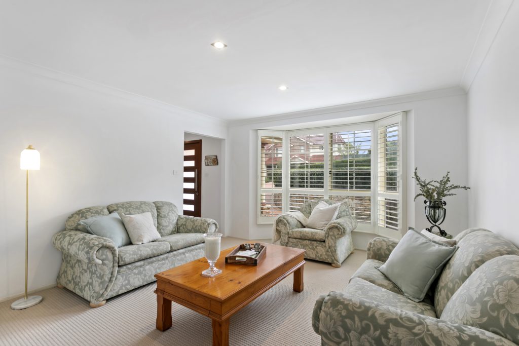 10 Grovewood Place, Castle Hill NSW 2154 - photo 5
