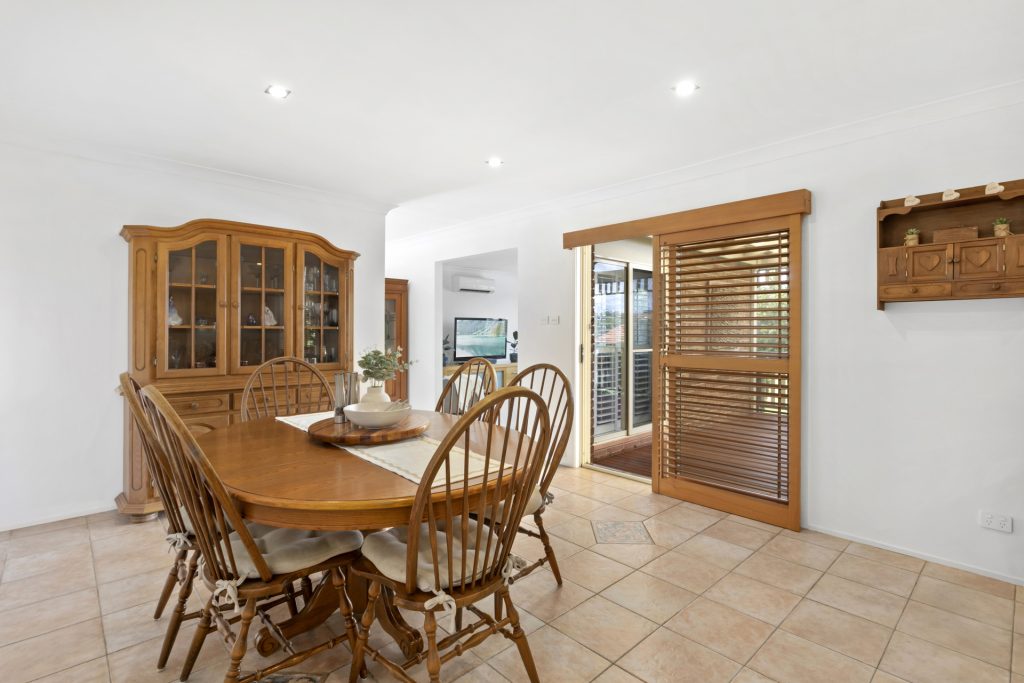 10 Grovewood Place, Castle Hill NSW 2154 - photo 6