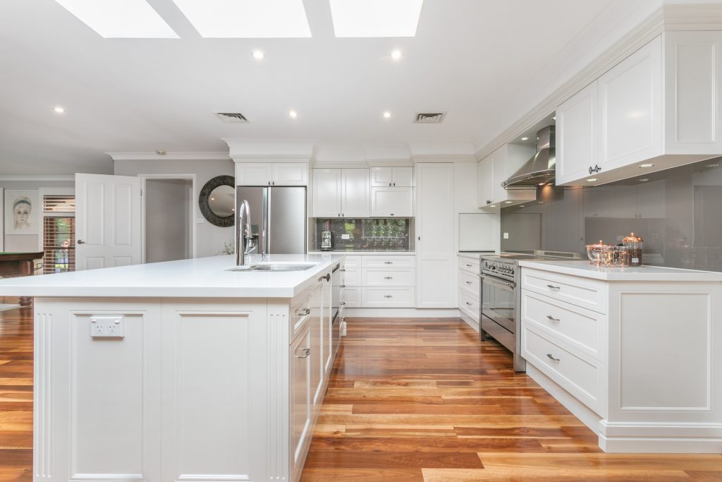 15 Knightsbridge Place, Castle Hill NSW 2154 - photo 3