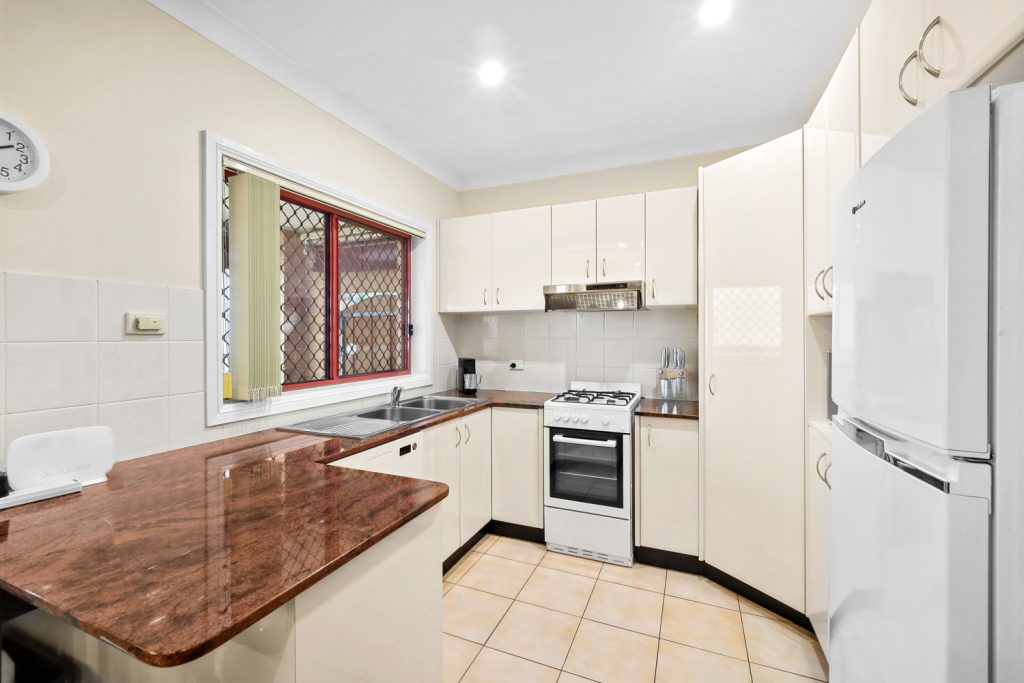 25/18 Pearce Street, Baulkham Hills NSW 2153 - photo 4