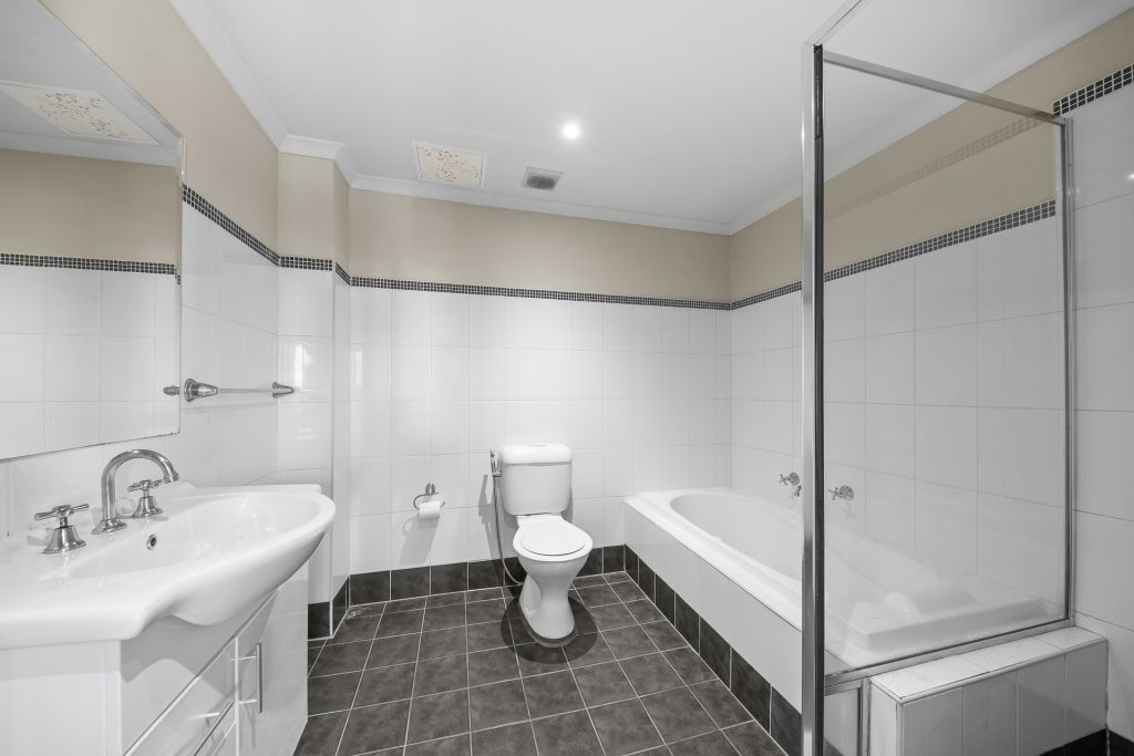 111/21 Third Avenue, Blacktown NSW 2148 - photo 7