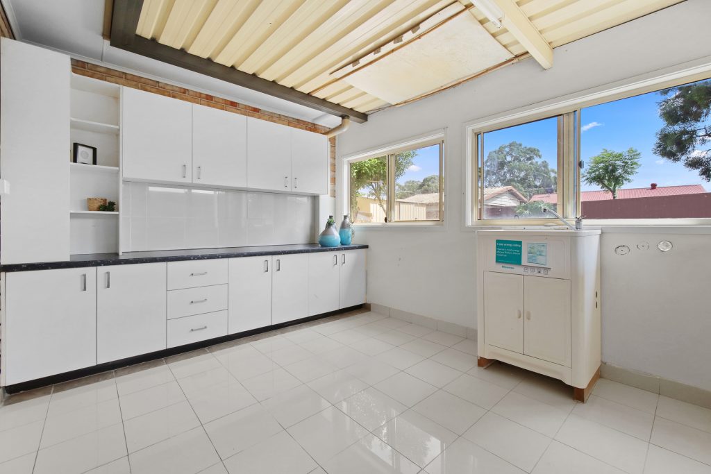 15 Killarney Avenue, Blacktown NSW 2148 - photo 21