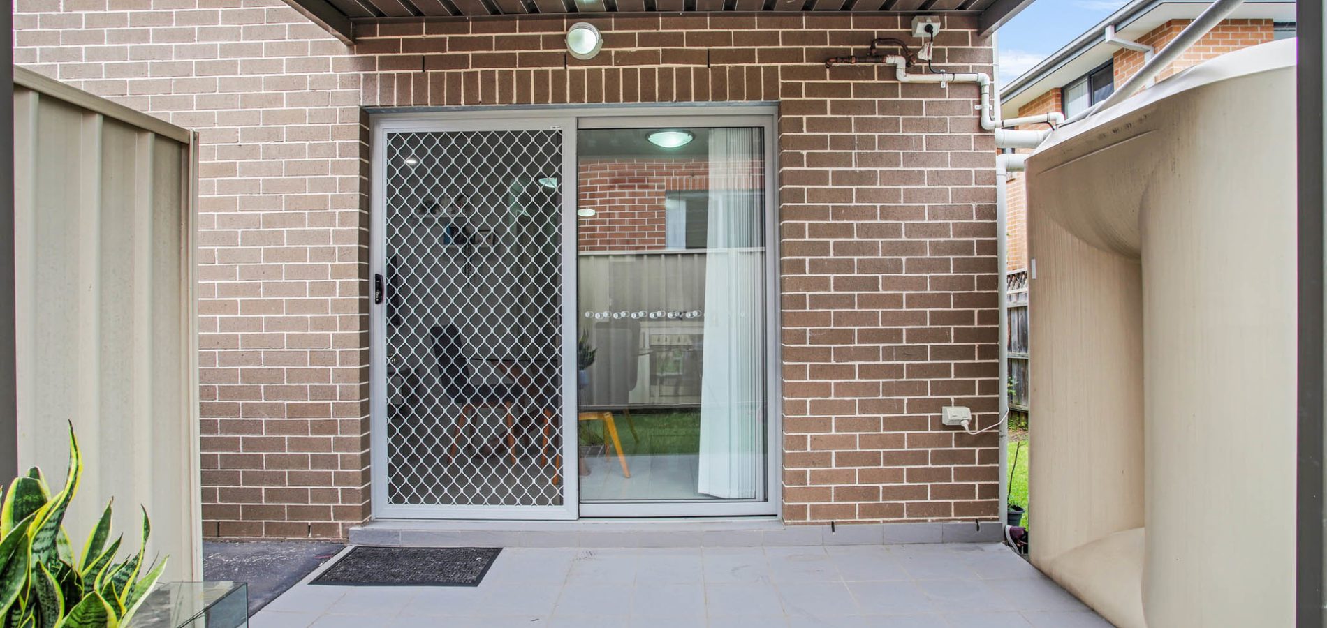 15/166 Targo Road, Girraween NSW 2145 - photo 11