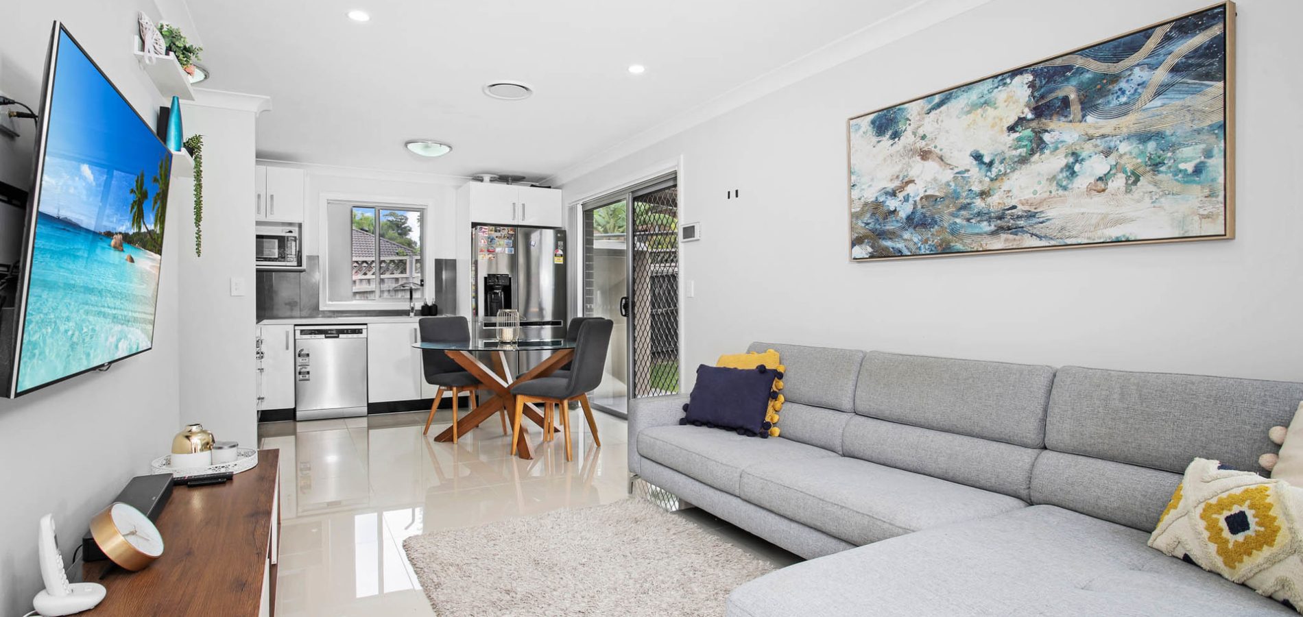 15/166 Targo Road, Girraween NSW 2145 - photo 3