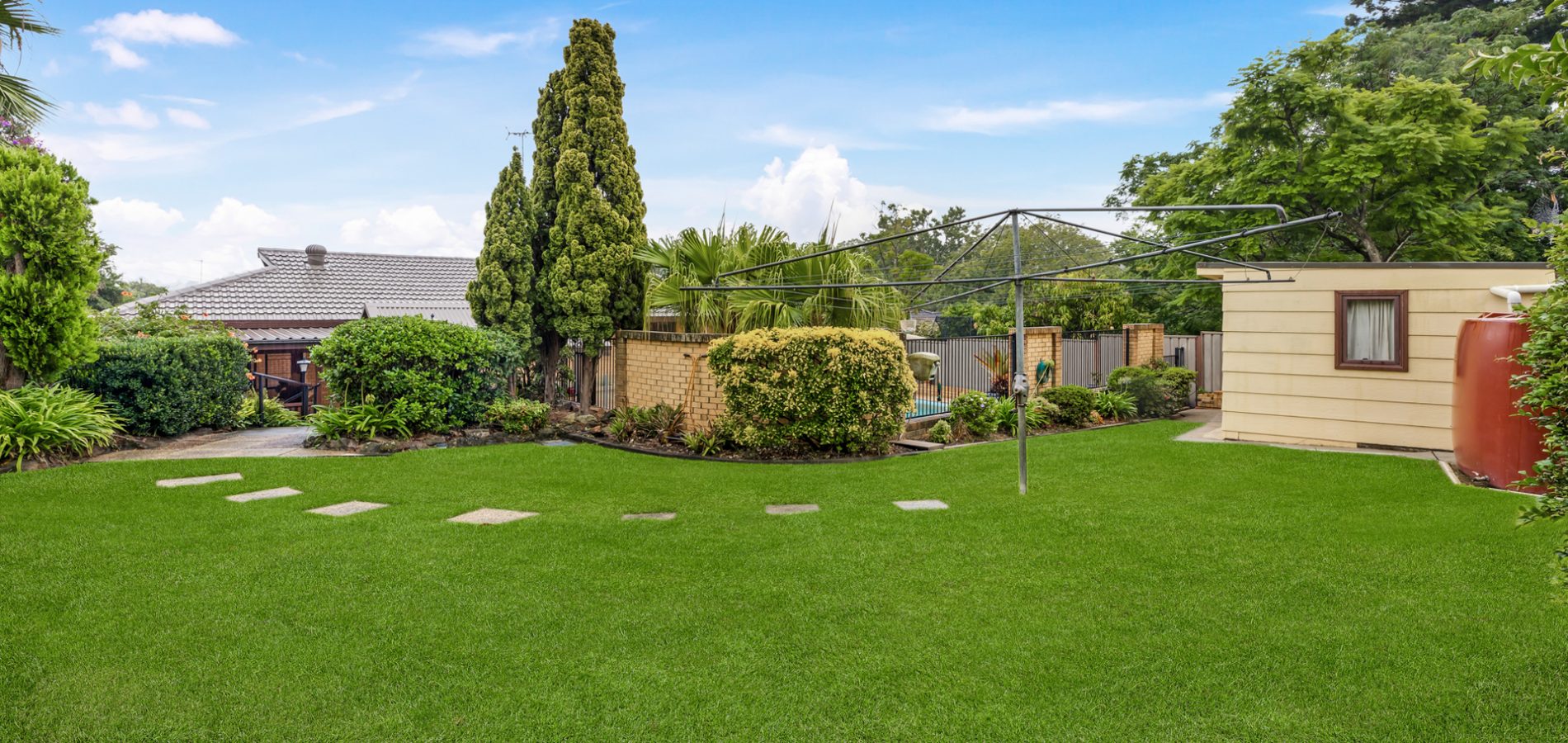 18 Lowanna Avenue, Baulkham Hills NSW 2153 - photo 9