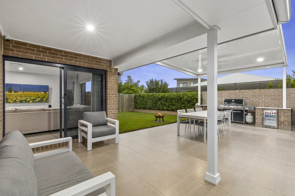 14 Cinch Street, Box Hill NSW 2765 - photo 2