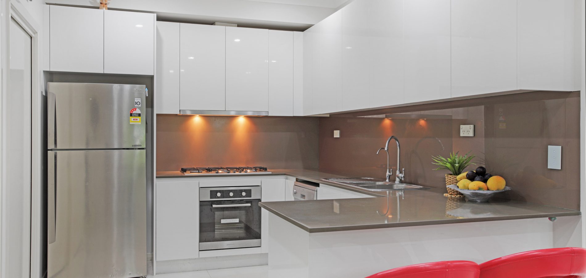1/11 Carinya Road, Girraween NSW 2145 - photo 4