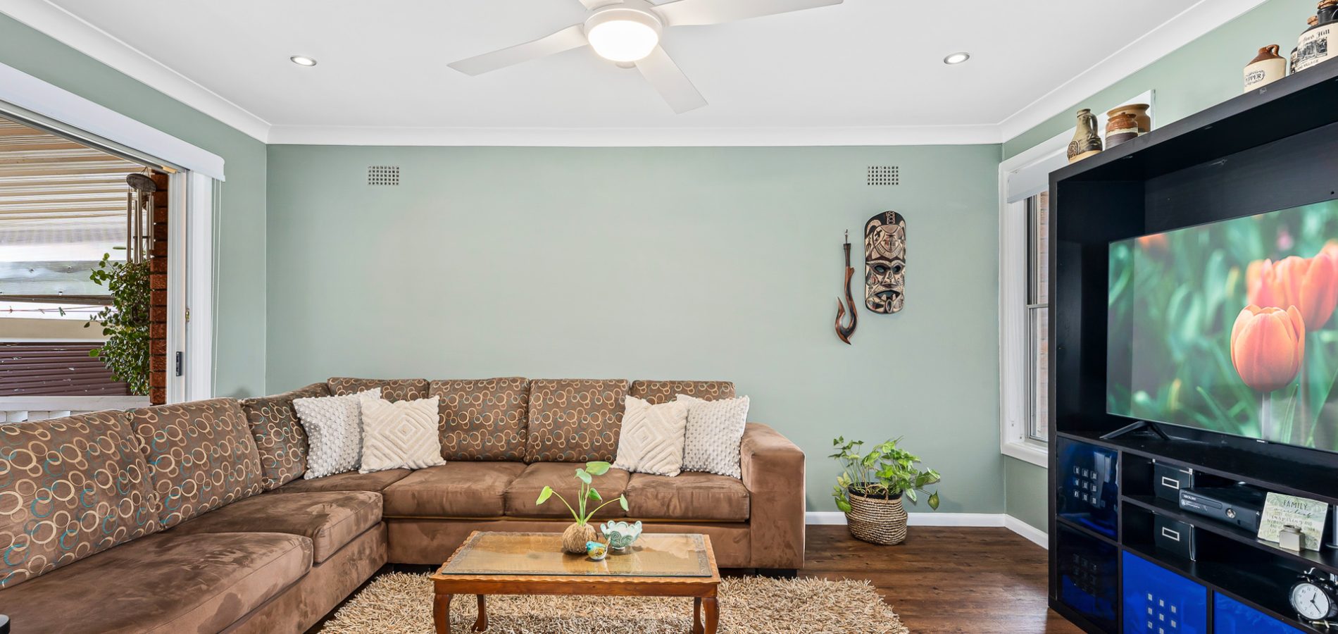 7 Mardi Street, Girraween NSW 2145 - photo 2