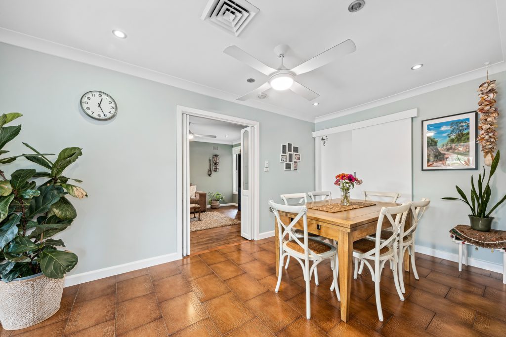7 Mardi Street, Girraween NSW 2145 - photo 4