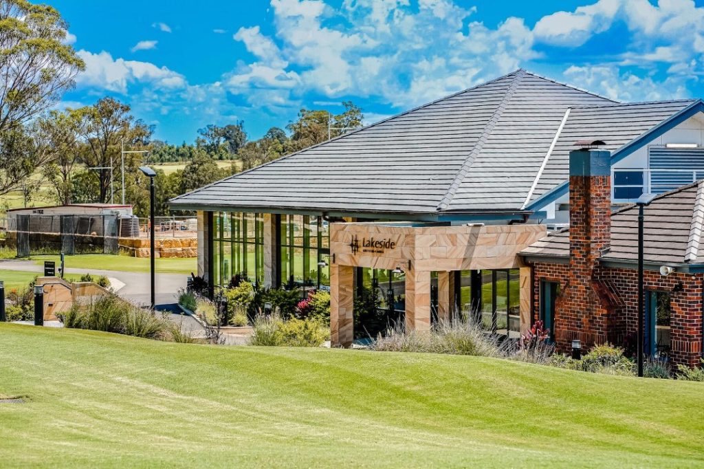 48 Ballandean Boulevarde, Gledswood Hills NSW 2557 - photo 5