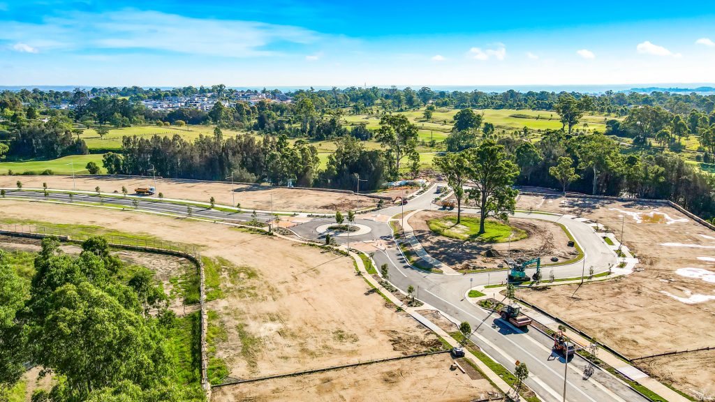 48 Ballandean Boulevarde, Gledswood Hills NSW 2557 - photo 8