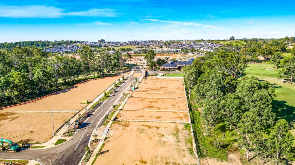 48 Ballandean Boulevarde, Gledswood Hills NSW 2557 - photo 9