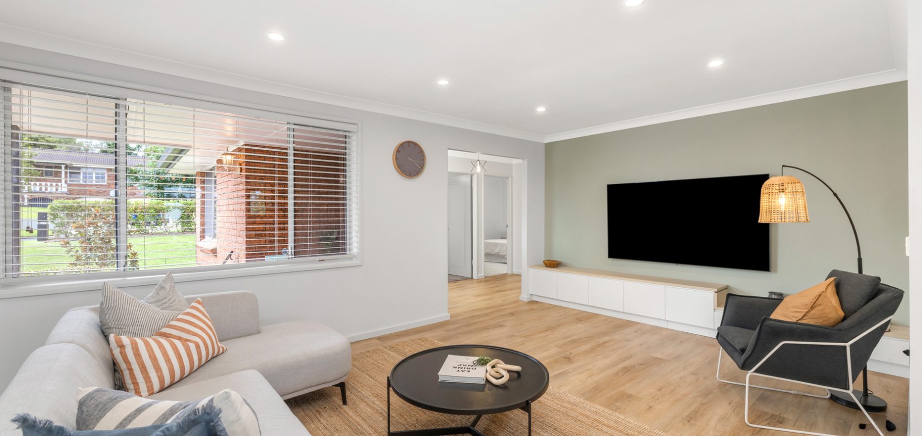 28 Apollo Avenue, Baulkham Hills NSW 2153 - photo 2