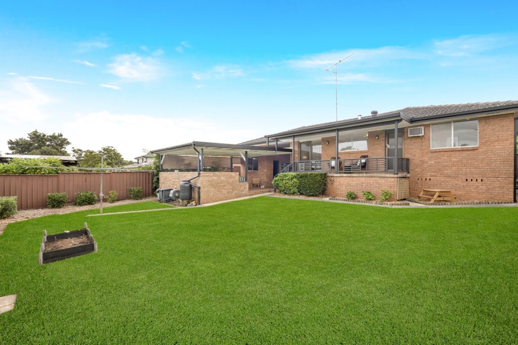 28 Apollo Avenue, Baulkham Hills NSW 2153 - photo 11