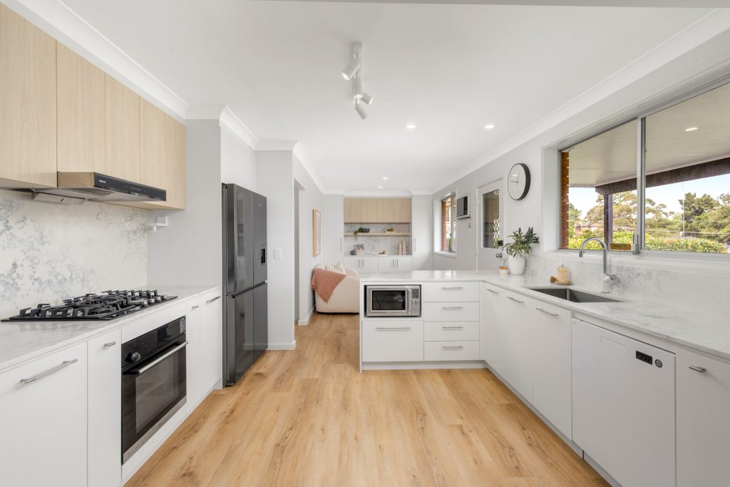 28 Apollo Avenue, Baulkham Hills NSW 2153 - photo 3