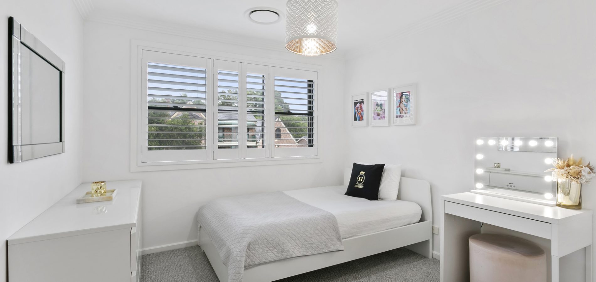 9 Walsh Avenue, Castle Hill NSW 2154 - photo 16