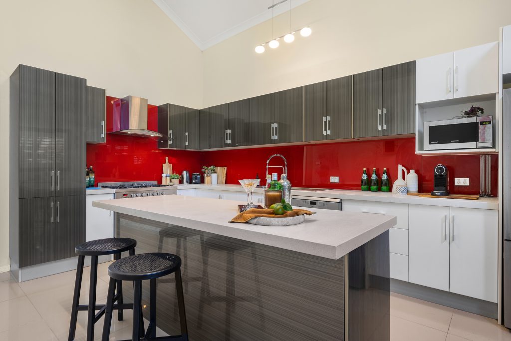 17 Kaffir Close, Cherrybrook NSW 2126 - photo 2