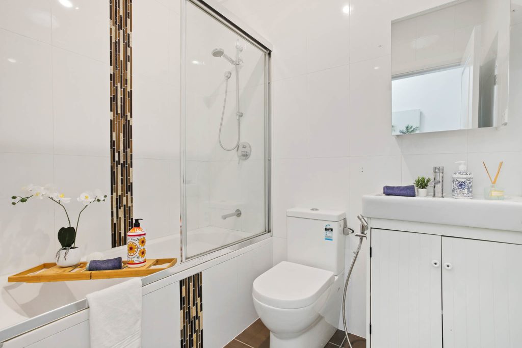 4/7 Magowar Road, Pendle Hill NSW 2145 - photo 11
