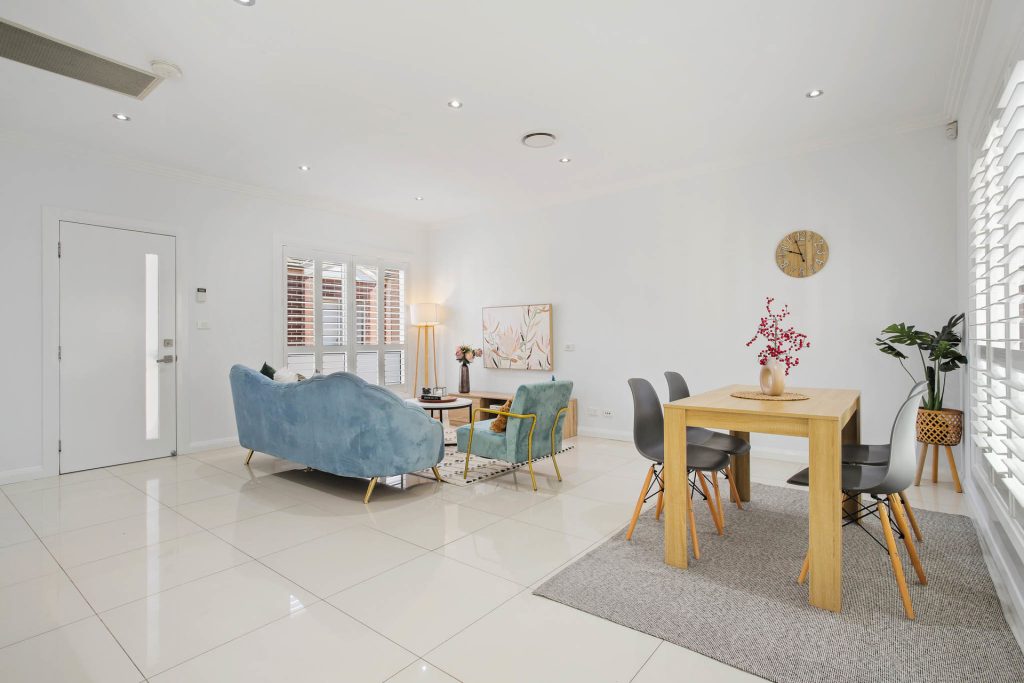 4/7 Magowar Road, Pendle Hill NSW 2145 - photo 3