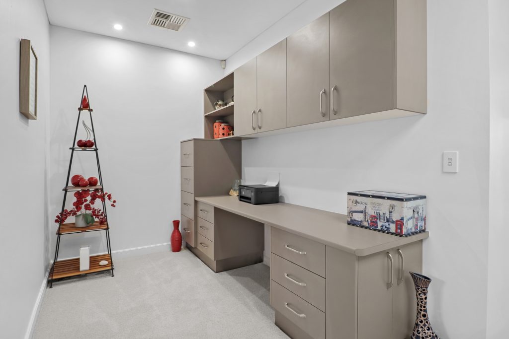 42 Peninsula Way, Norwest NSW 2153 - photo 10