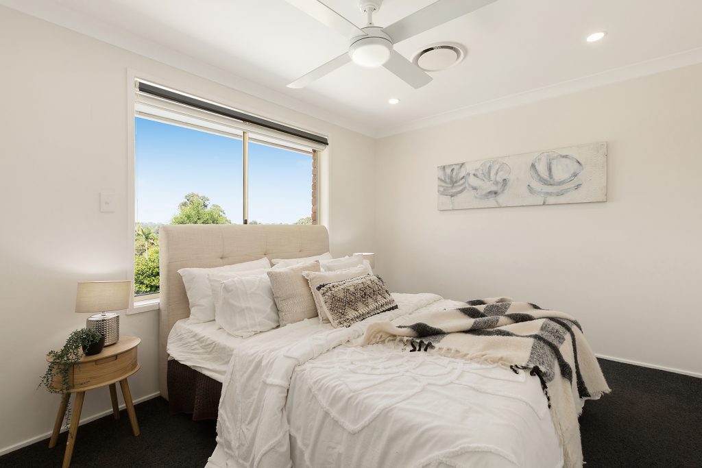 60 Amphitheatre Circuit, Baulkham Hills NSW 2153 - photo 10