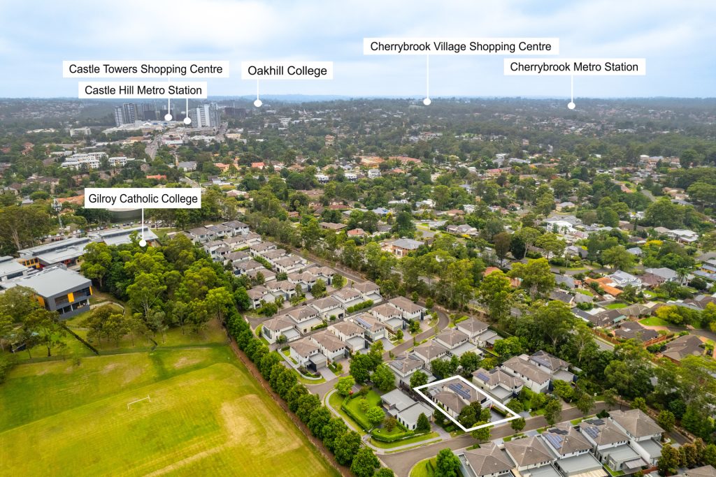 15 Baronia Circuit, Castle Hill NSW 2154 - photo 18