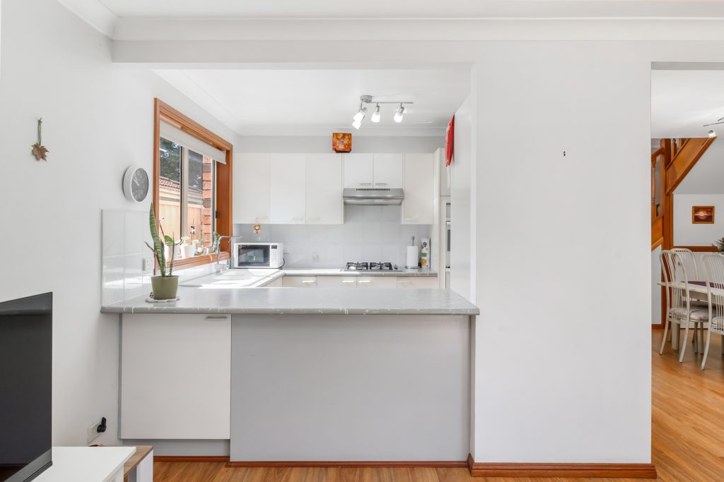 2/18 Nottingham Street, Northmead NSW 2152 - photo 5