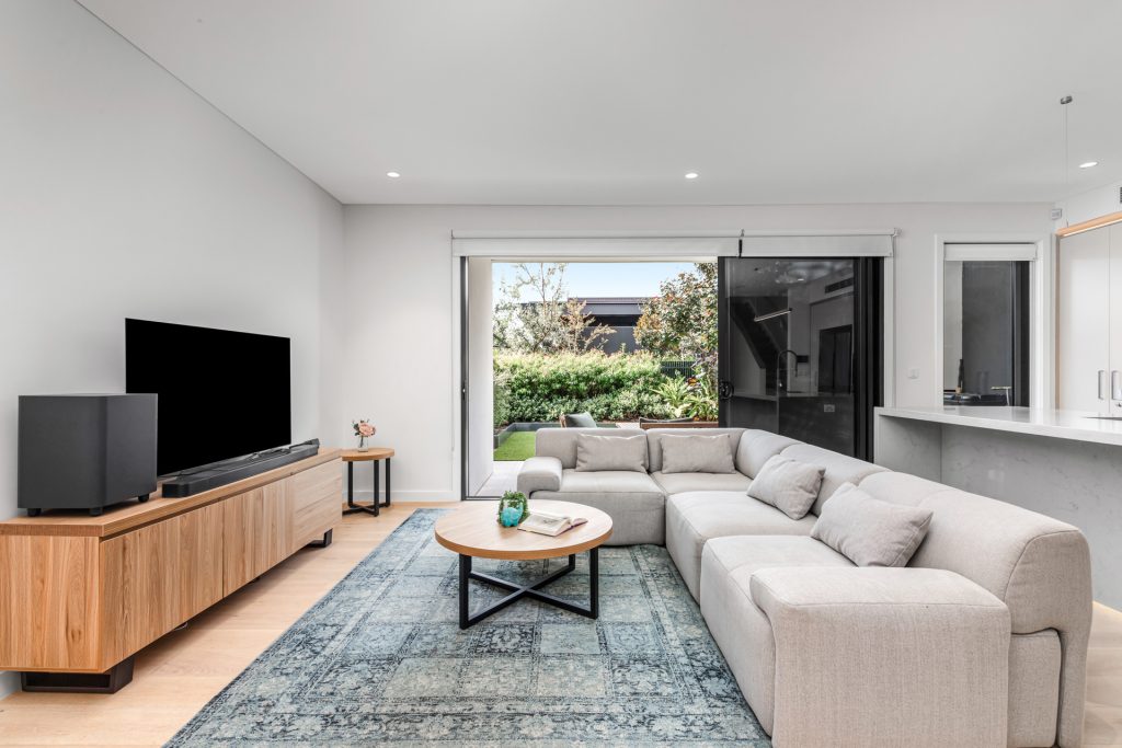 6 Strangers Creek Place, Bella Vista NSW 2153 - photo 4
