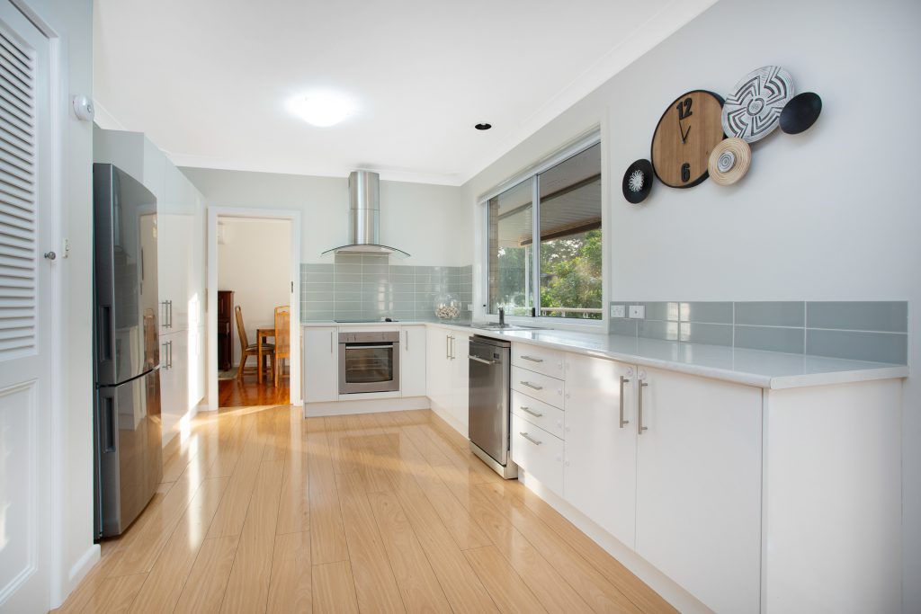 8 Ebony Avenue, North Rocks NSW 2151 - photo 3