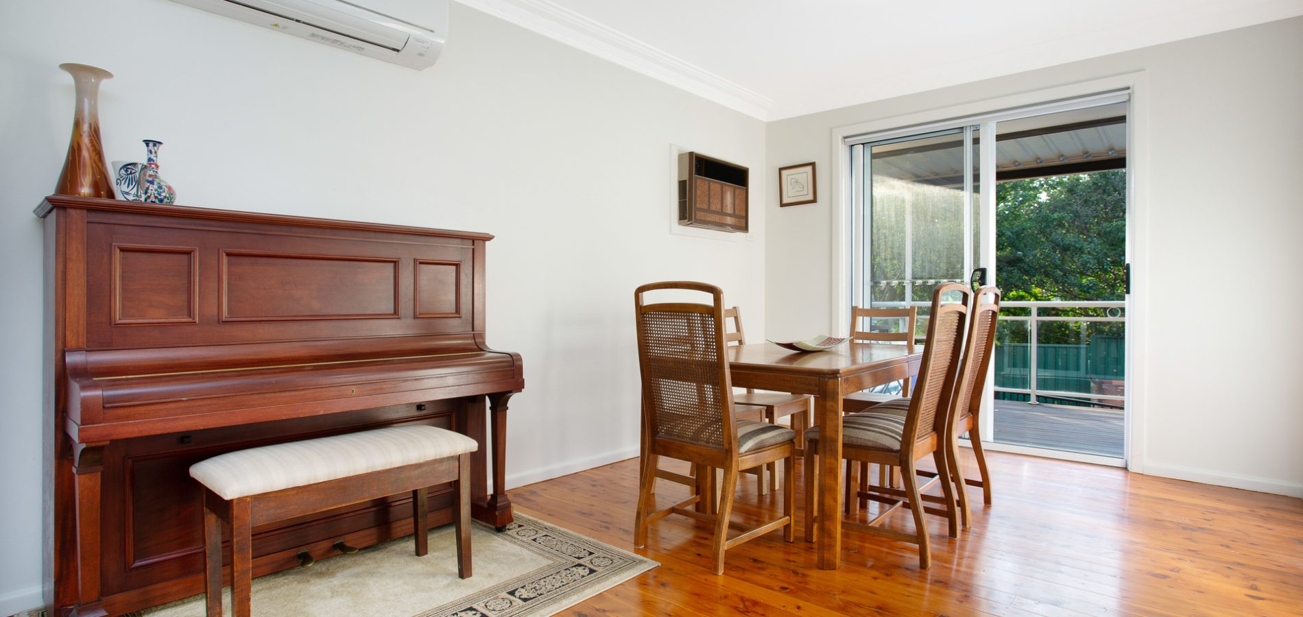 8 Ebony Avenue, North Rocks NSW 2151 - photo 4