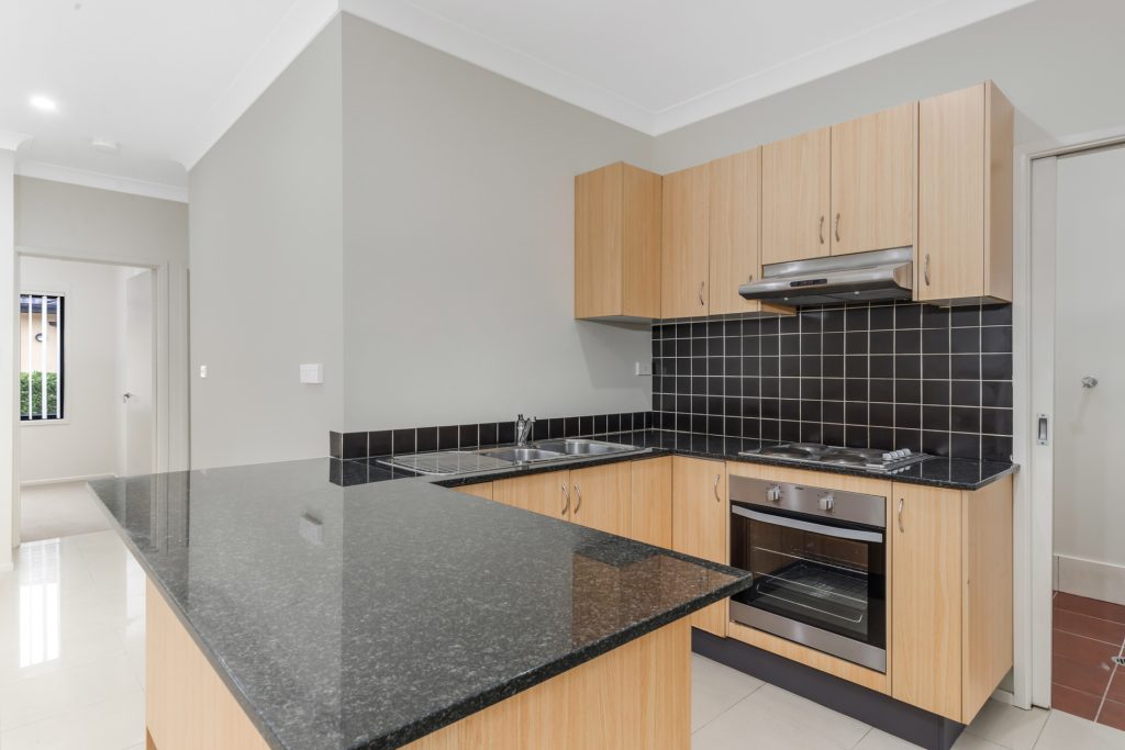 7/56 Orleans Crescent, Toongabbie NSW 2146 - photo 2