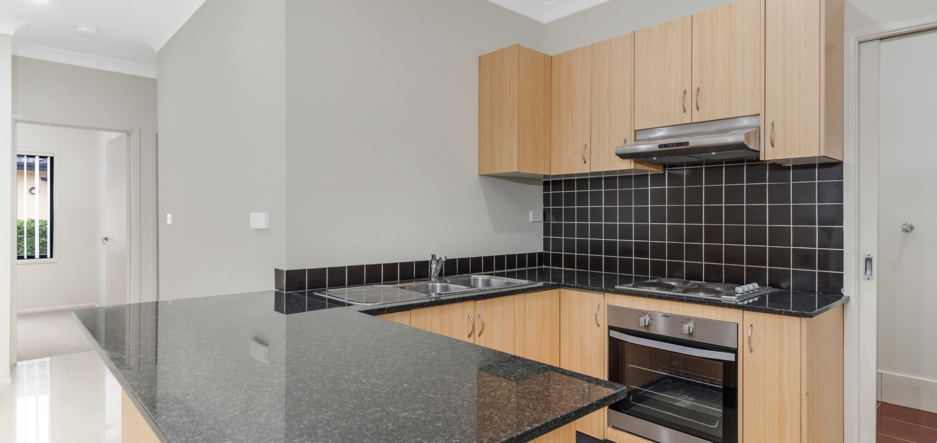 7/56 Orleans Crescent, Toongabbie NSW 2146 - photo 2