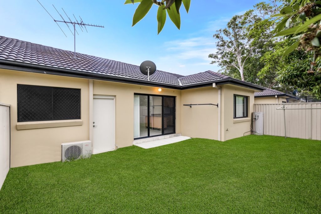 7/56 Orleans Crescent, Toongabbie NSW 2146 - photo 4
