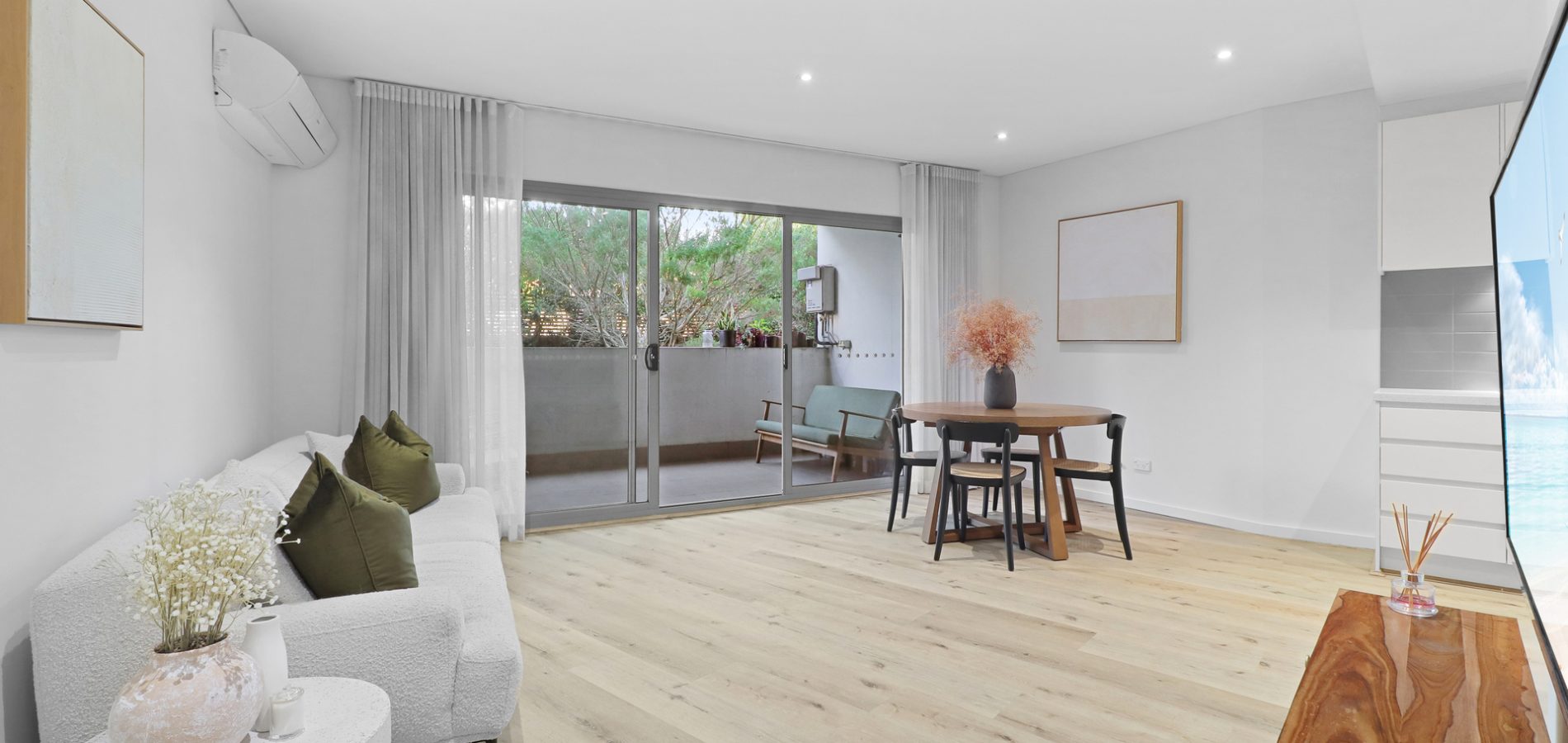 4/12 Merriville Road, Kellyville Ridge NSW 2155 - photo 3