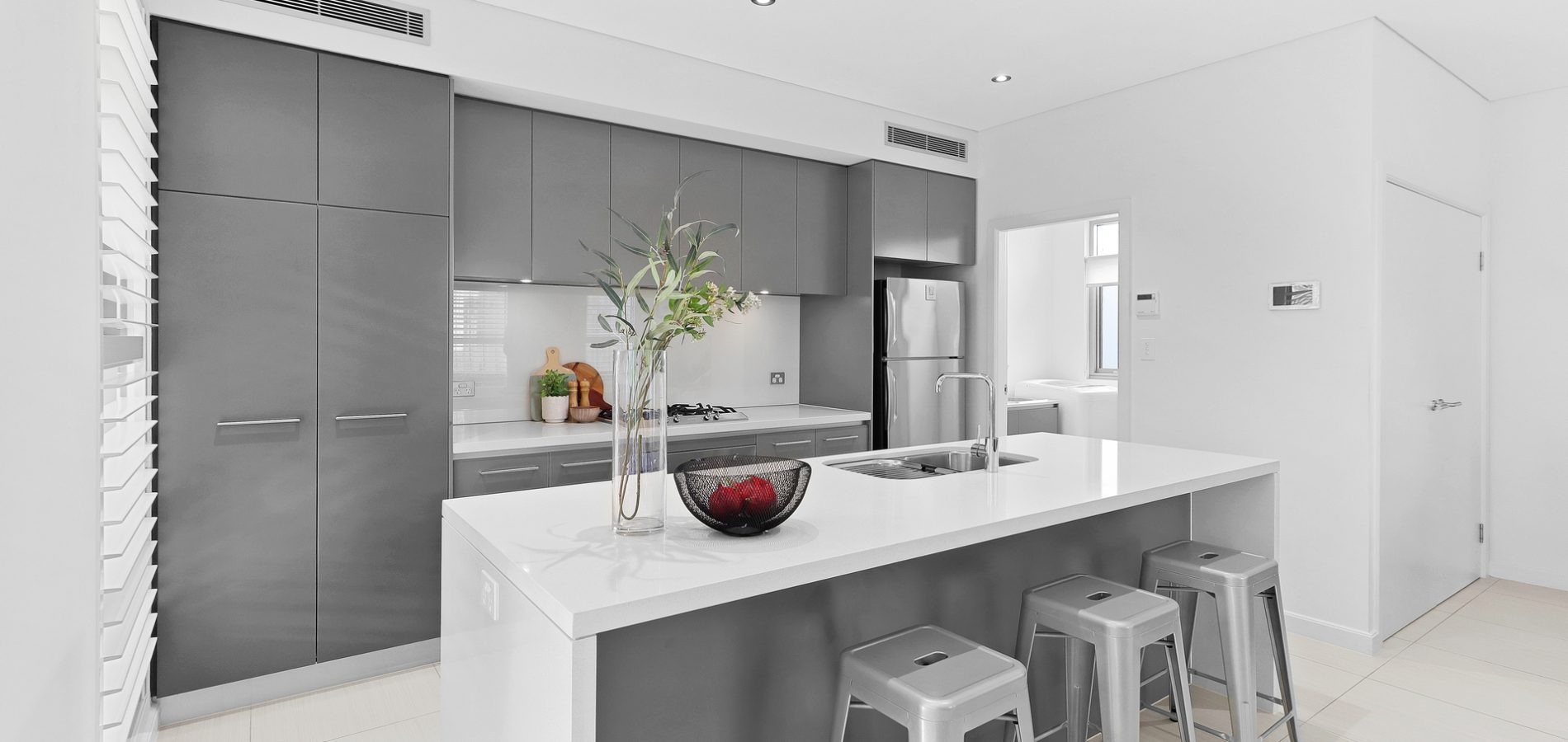 8 Lakeside Crescent, Norwest NSW 2153 - photo 5