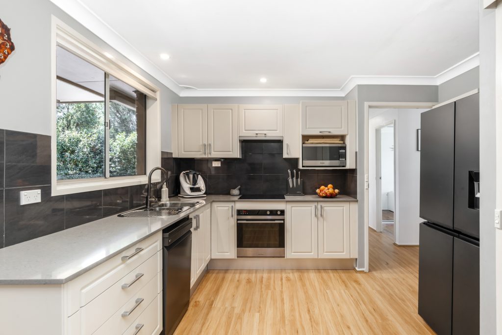 49 Briscoe Crescent, Kings Langley NSW 2147 - photo 4