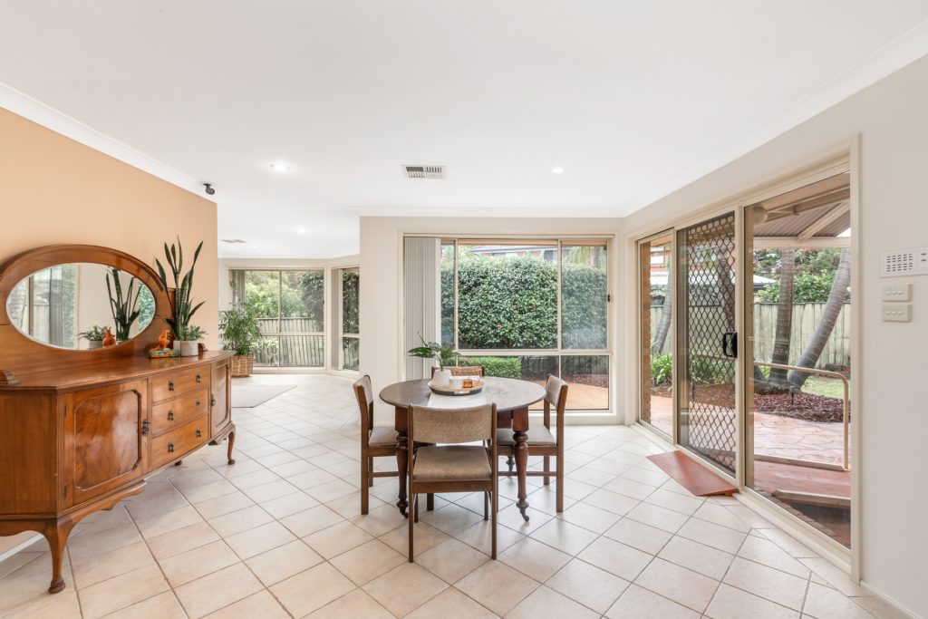 9 Banksia Close, Kings Langley NSW 2147 - photo 4