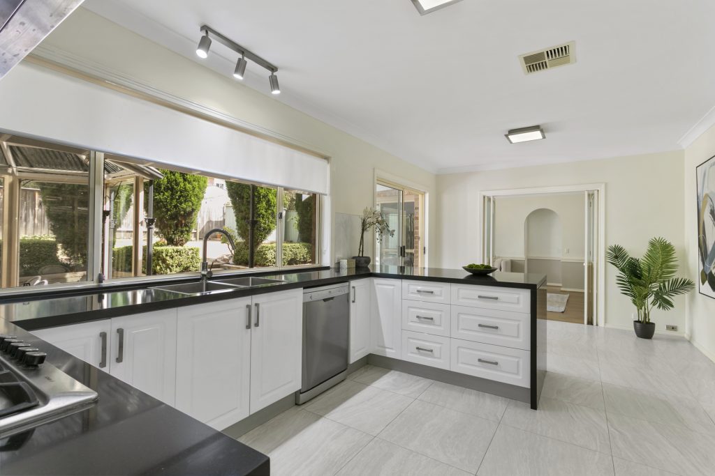62 Linksley Avenue, Glenhaven NSW 2156 - photo 4