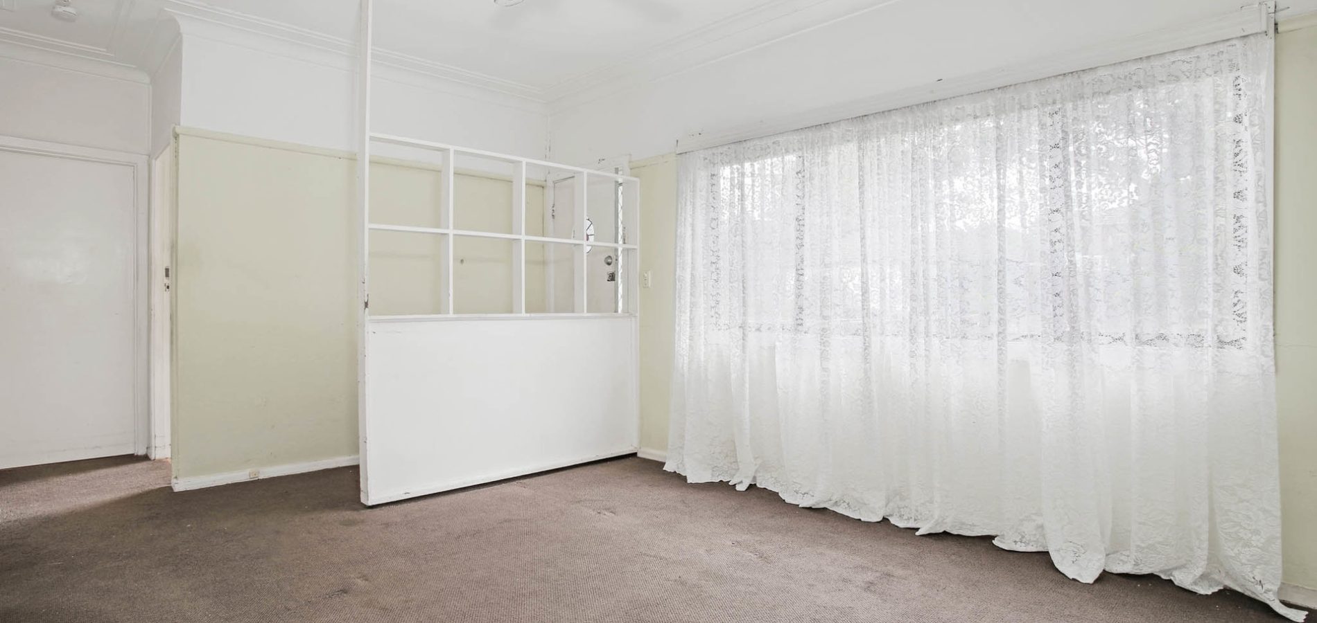 17 Bringelly Avenue, Pendle Hill NSW 2145 - photo 2
