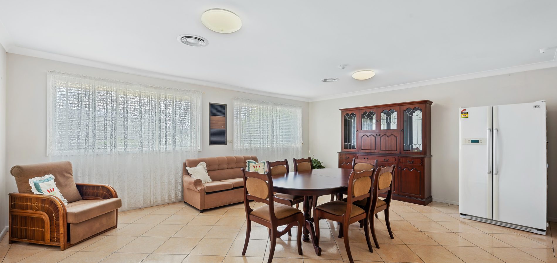 13 Mandoon Road, Girraween NSW 2145 - photo 4