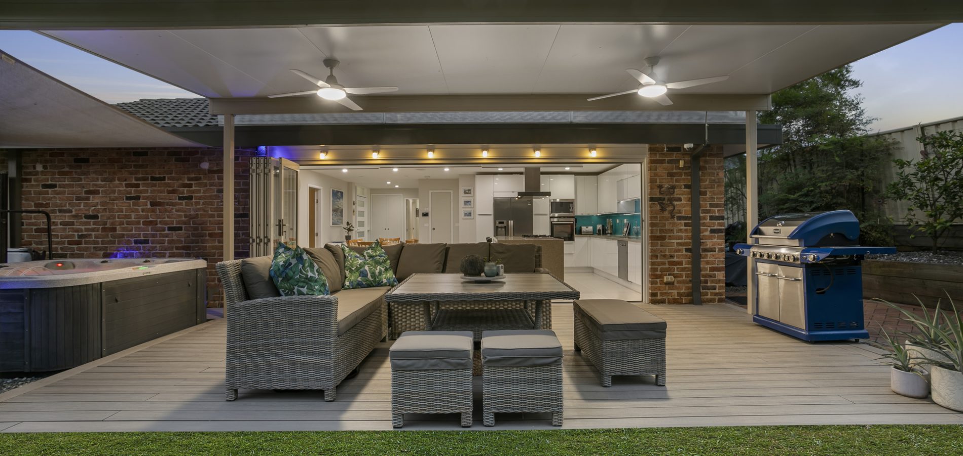 14 Washington Place, Castle Hill NSW 2154 - photo 13