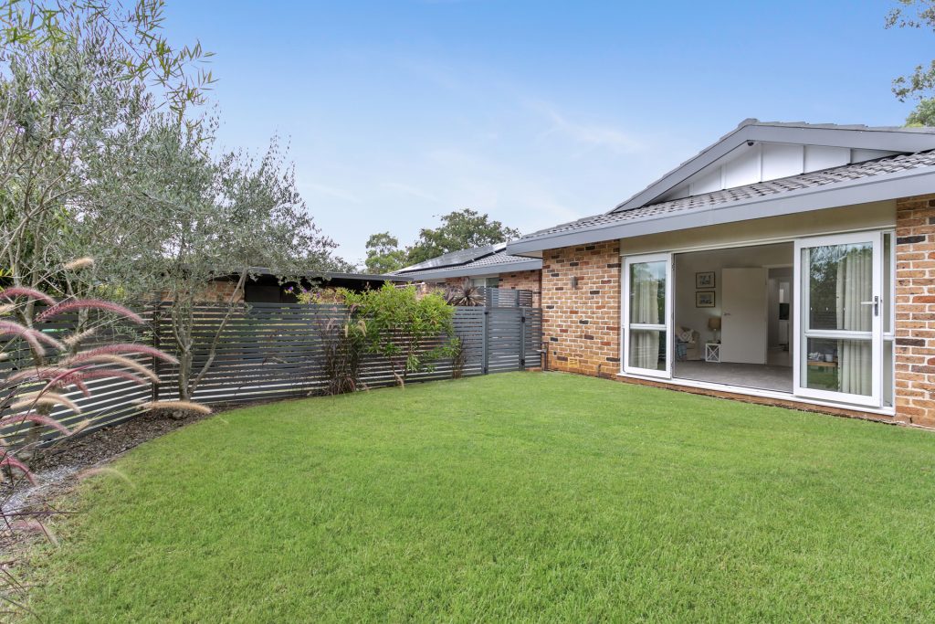 14 Washington Place, Castle Hill NSW 2154 - photo 16