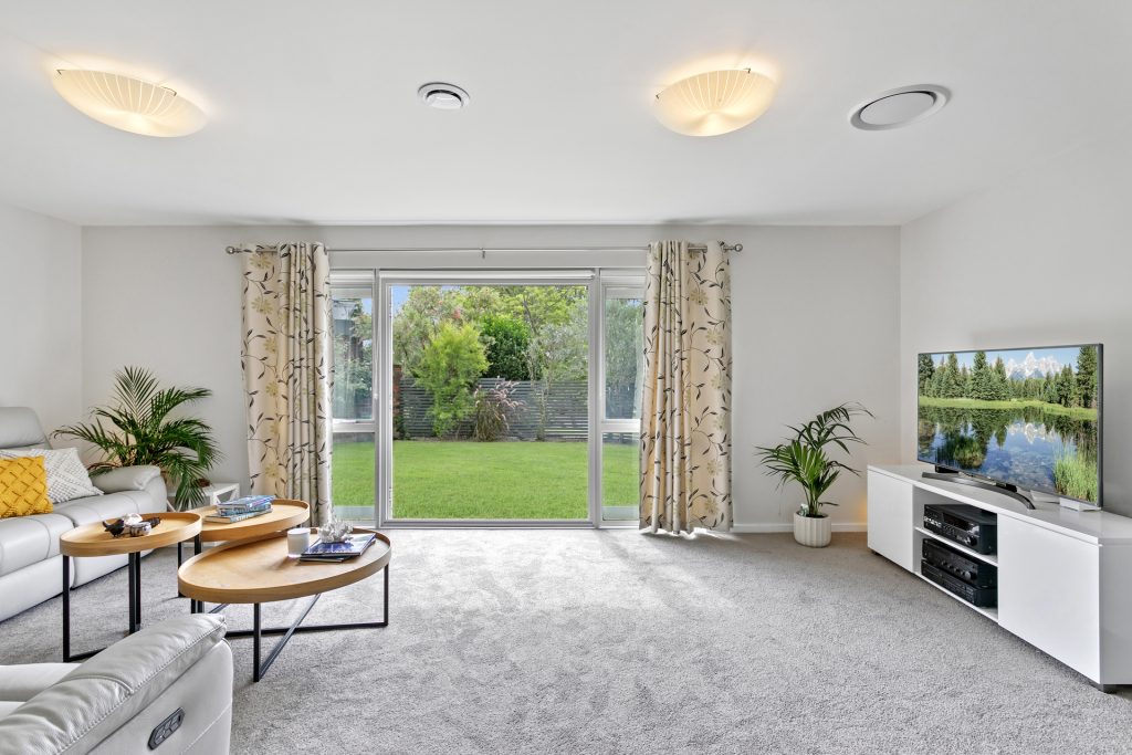 14 Washington Place, Castle Hill NSW 2154 - photo 6
