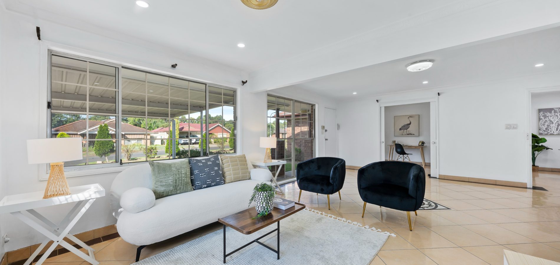 4 Oaktree Grove, Prospect NSW 2148 - photo 2