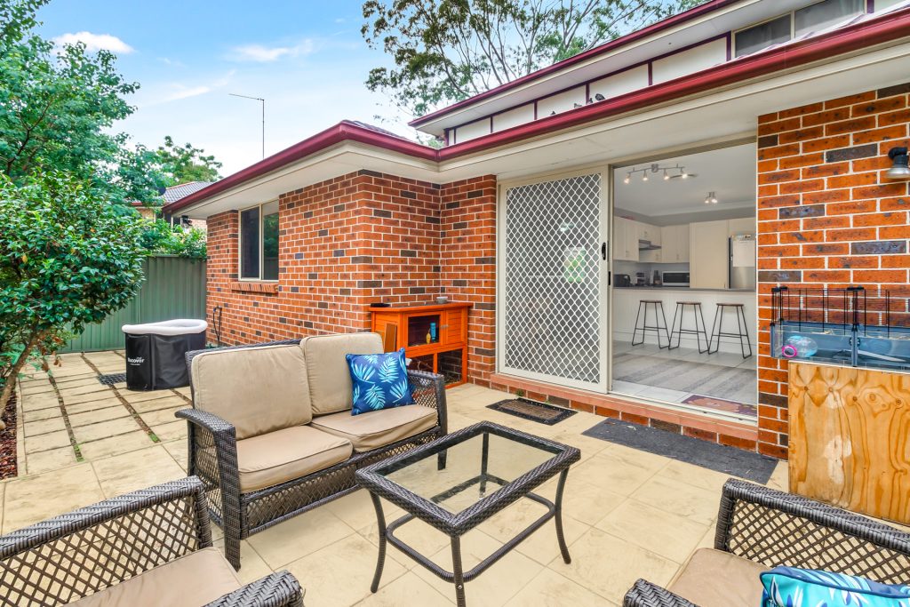 12/16 Hillcrest Road, Quakers Hill NSW 2763 - photo 2