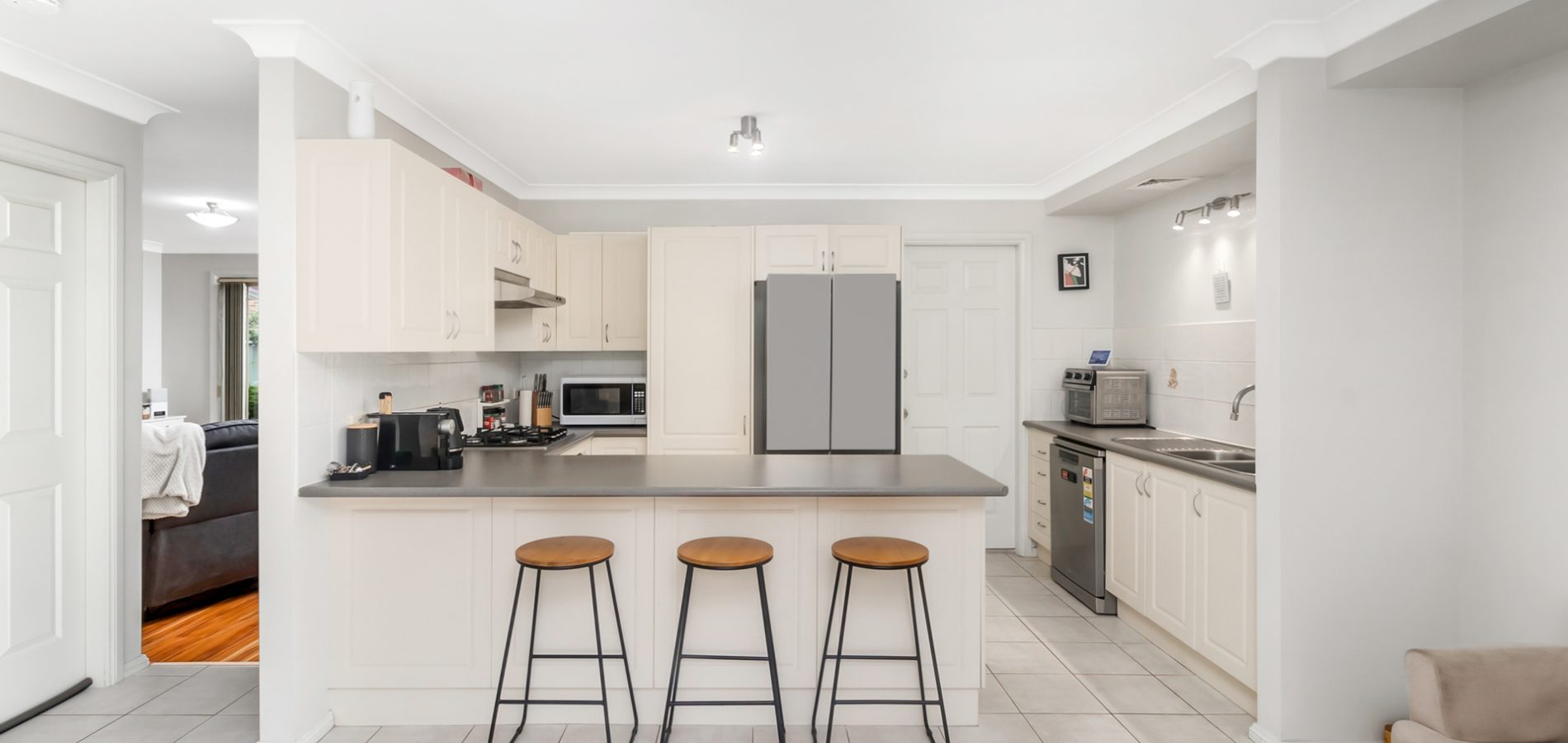12/16 Hillcrest Road, Quakers Hill NSW 2763 - photo 3