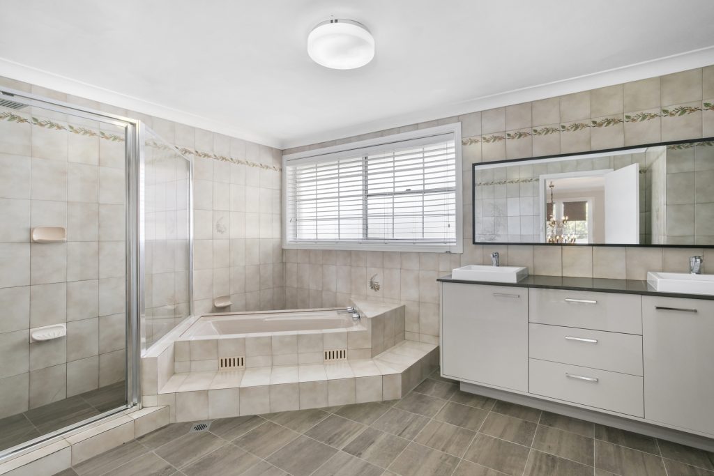 4 Turton Place, Castle Hill NSW 2154 - photo 11