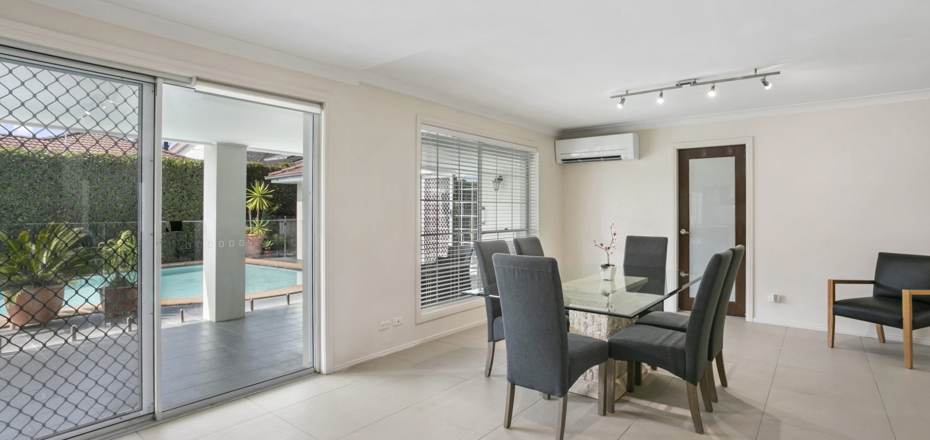 4 Turton Place, Castle Hill NSW 2154 - photo 4