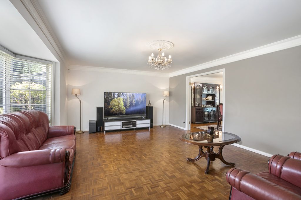 4 Turton Place, Castle Hill NSW 2154 - photo 5
